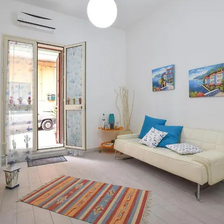 Cozy In With Wifi Apartament Mondello